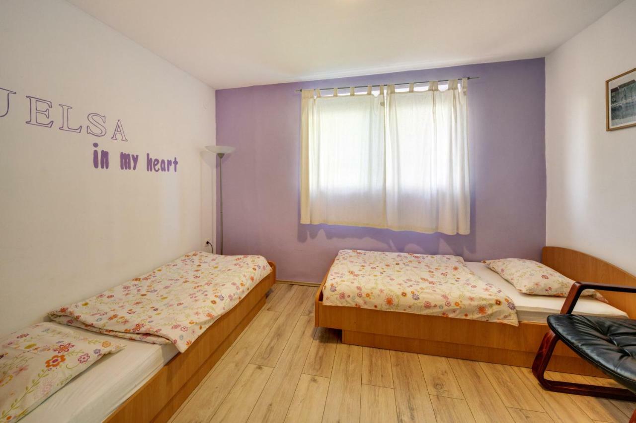 Figa Apartman Benko Milatic เยลซา ภายนอก รูปภาพ
