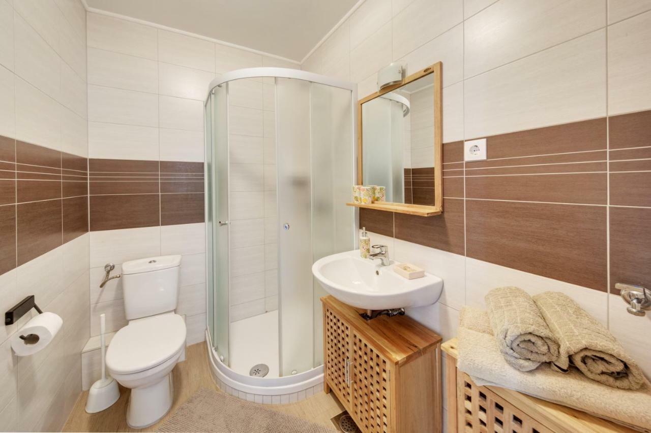 Figa Apartman Benko Milatic เยลซา ภายนอก รูปภาพ