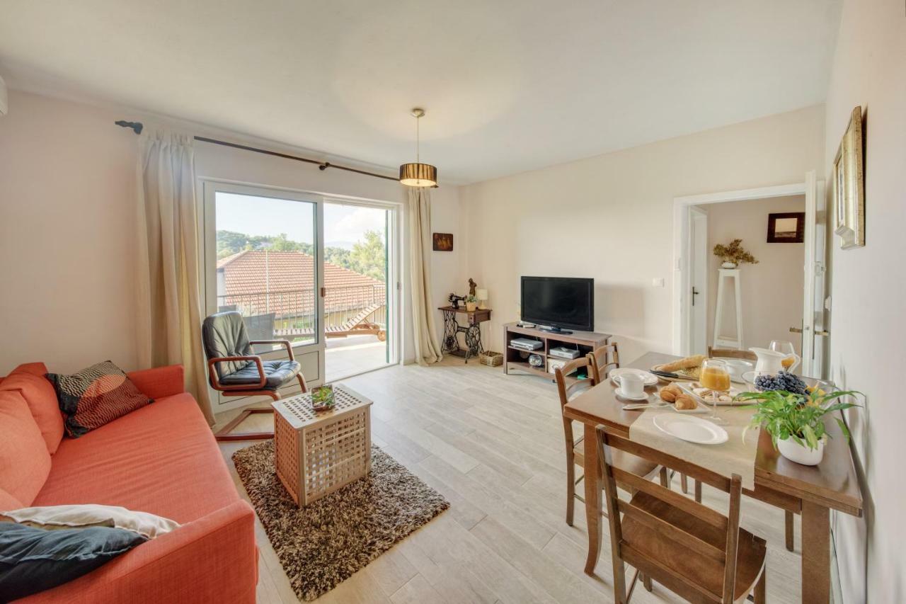 Figa Apartman Benko Milatic เยลซา ภายนอก รูปภาพ